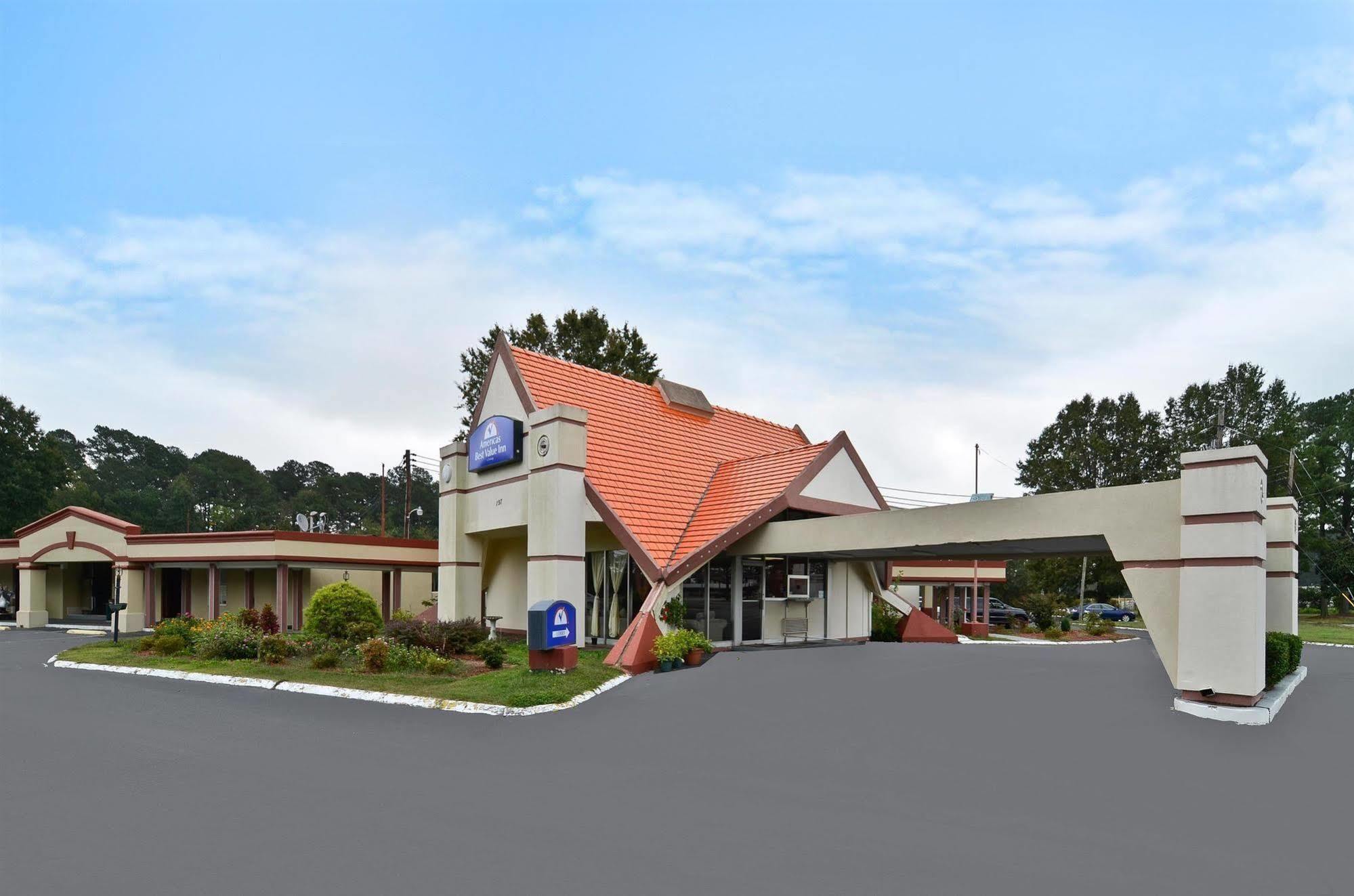 Americas Best Value Inn Smithfield Ngoại thất bức ảnh
